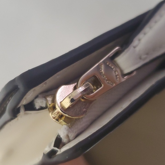 Coach CH480 Medium Corner Zip Wallet In Signature Canvas W/Nostalgic Ditsy Print - Picture 10 of 12